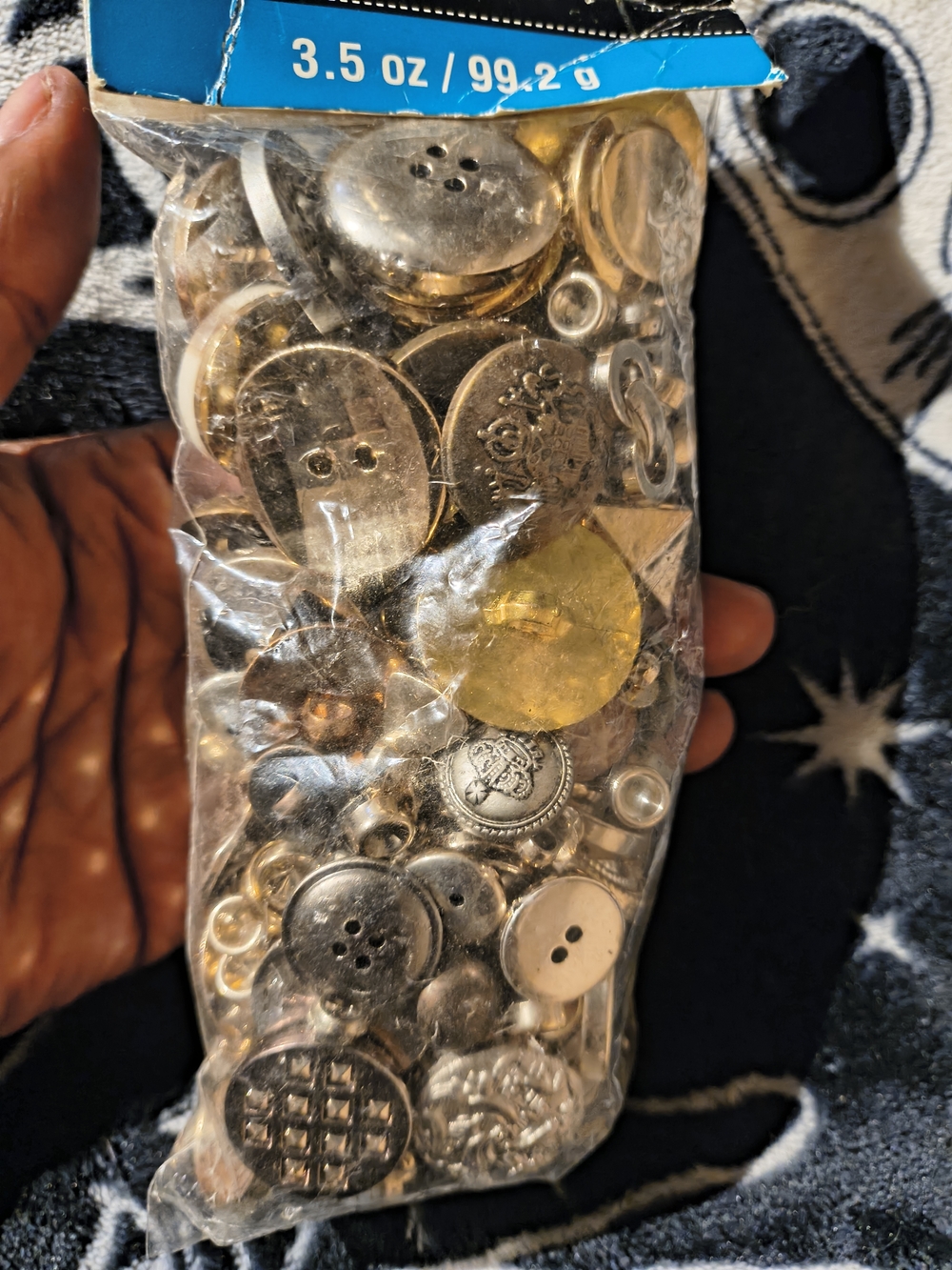 Loops & Threads Assorted Metal Buttons - Gold & Silver Mix - Picture 5 of 6